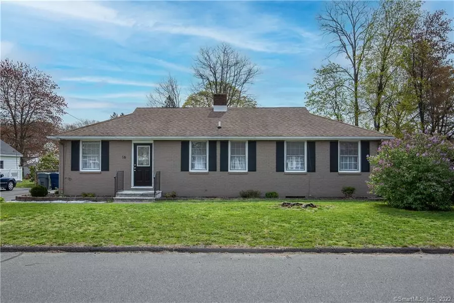 16 Wayne Drive, Plainville, CT 06062