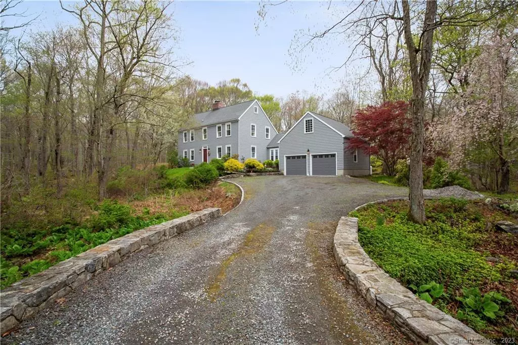 Redding, CT 06896,3 Indian Hill Road