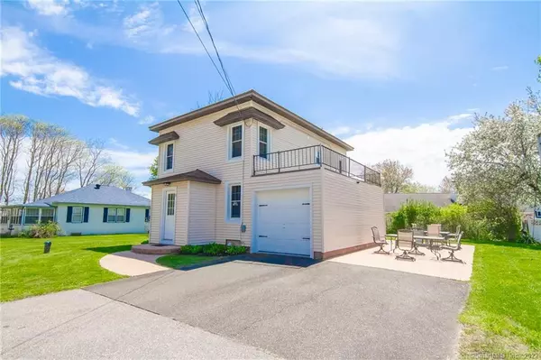 5 Lincoln Road, Old Lyme, CT 06371