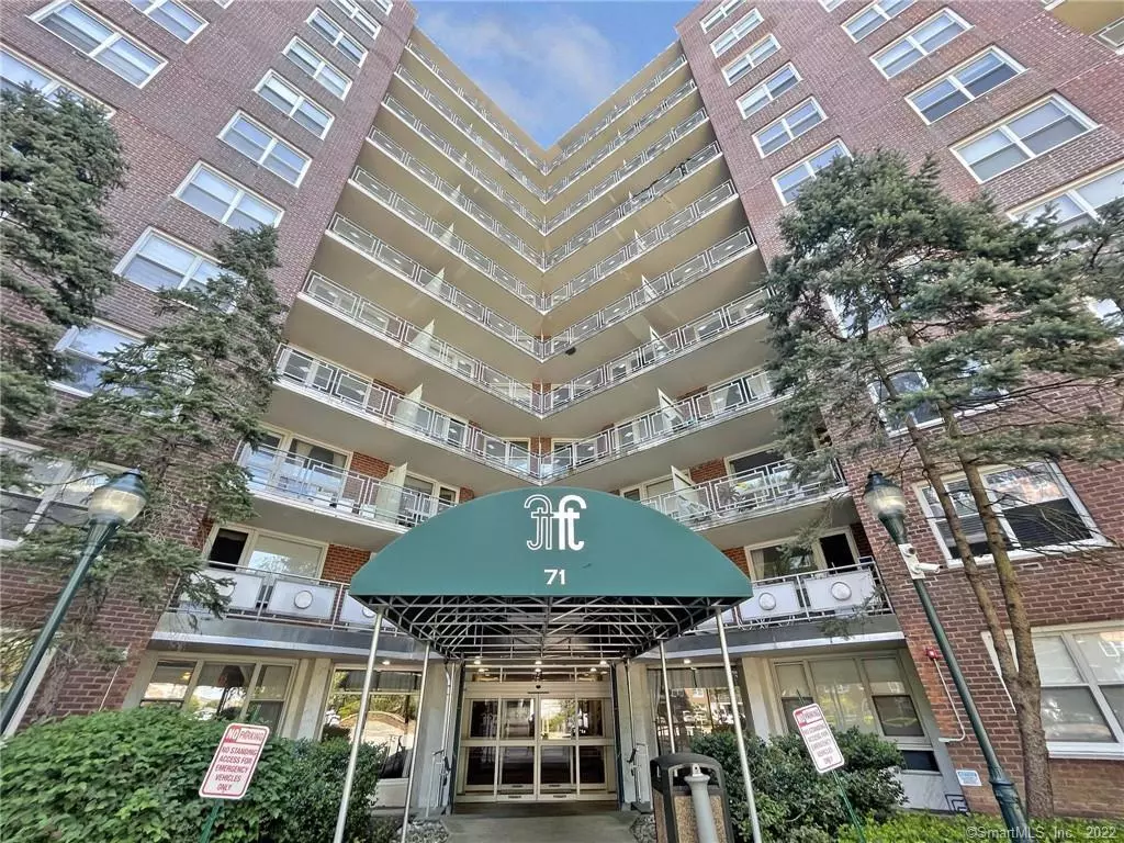 Stamford, CT 06902,71 Strawberry Hill Avenue #706
