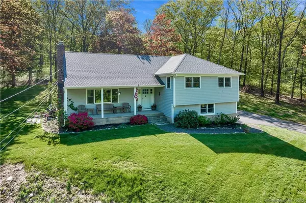 23 Deer Hill Road, Redding, CT 06896