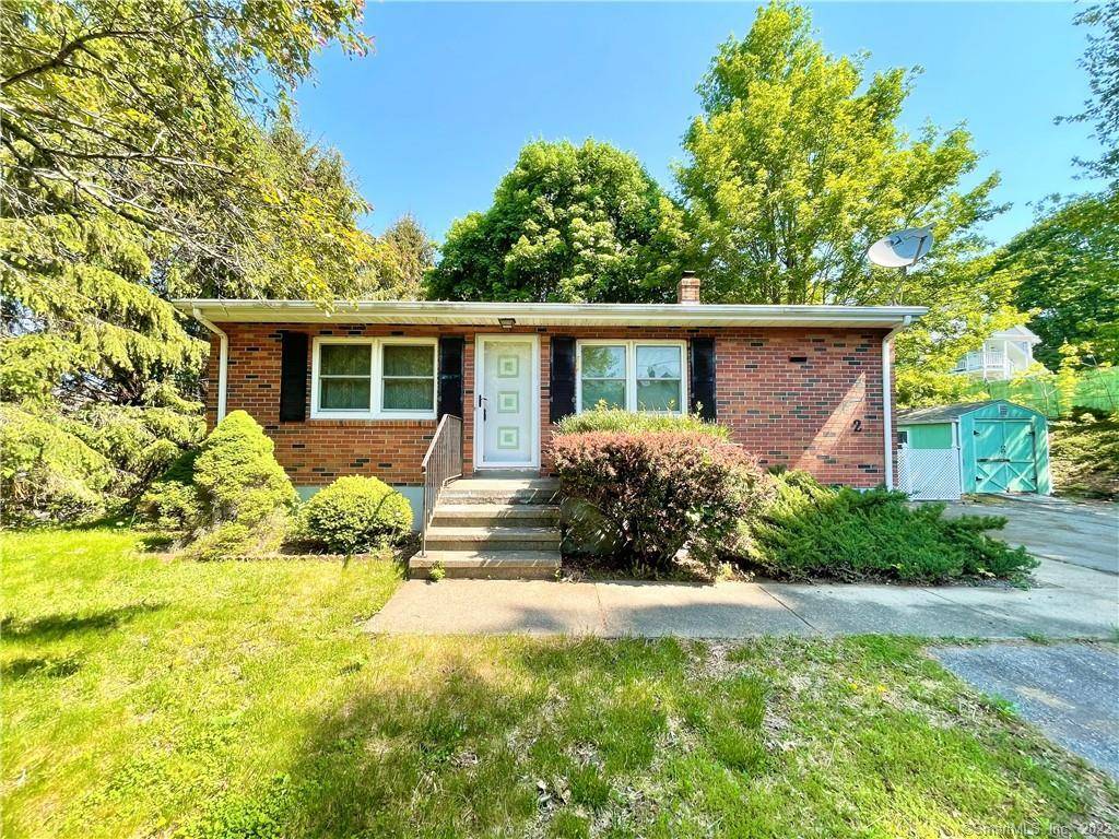 2 Aspinook Street, Griswold, CT 06351