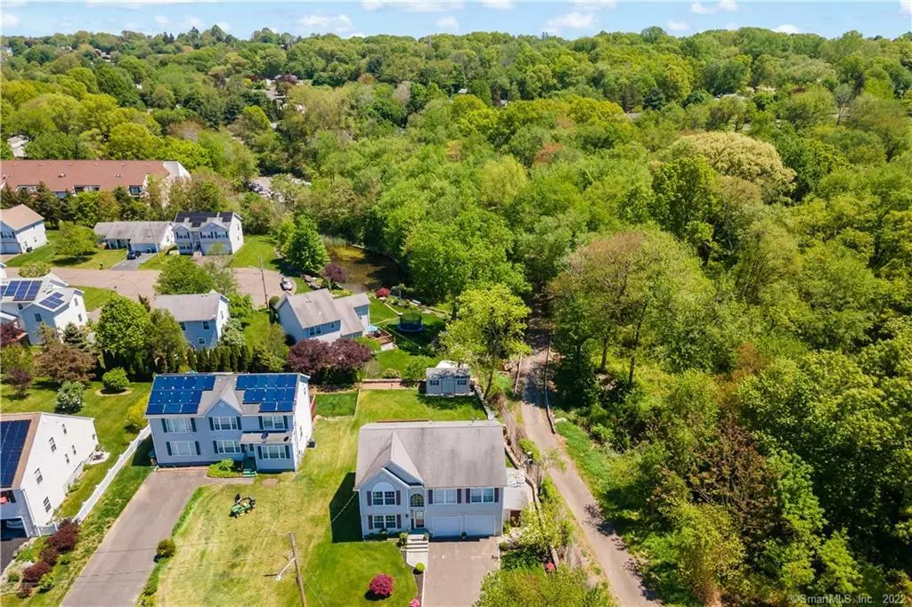 Bridgeport, CT 06610,419 Lynne Place