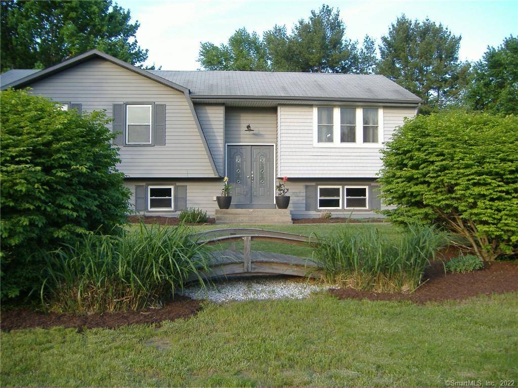 11 Lafayette Lane, Somers, CT 06071