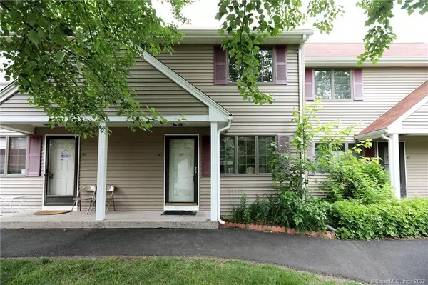 67 Dove Court #67, Windsor Locks, CT 06096