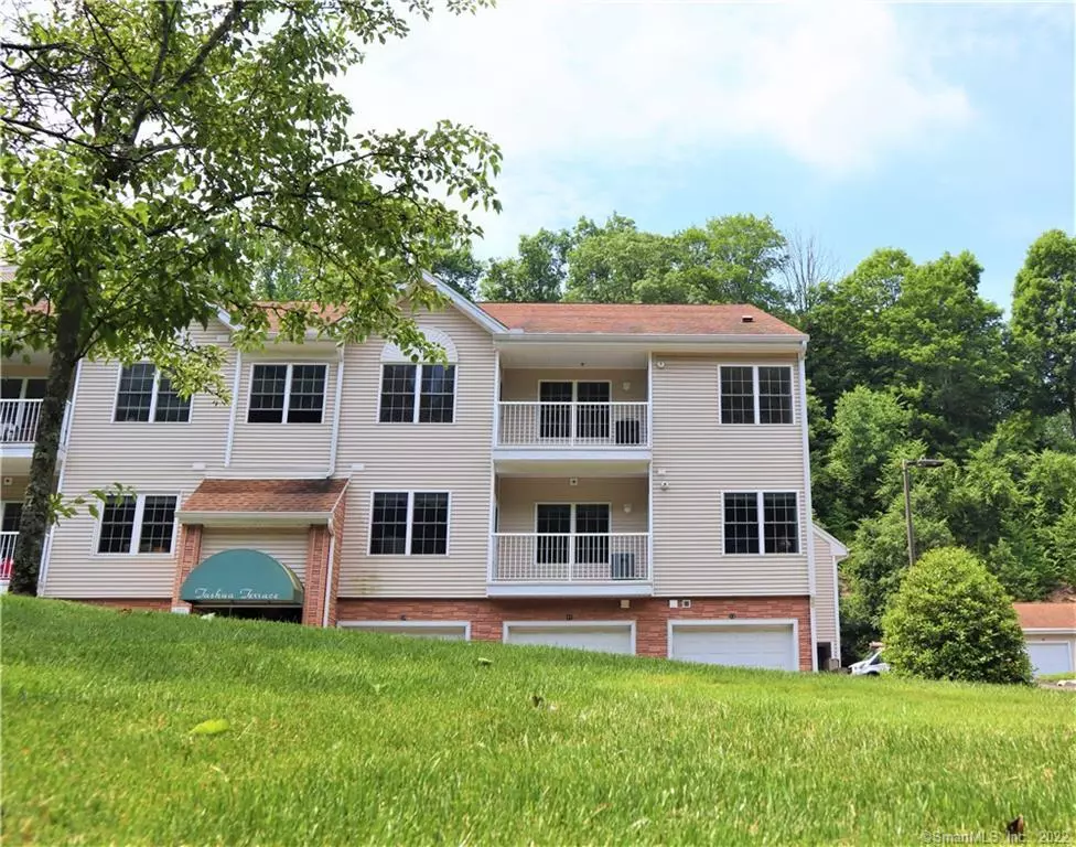 Trumbull, CT 06611,12215 Arganese Place #12215