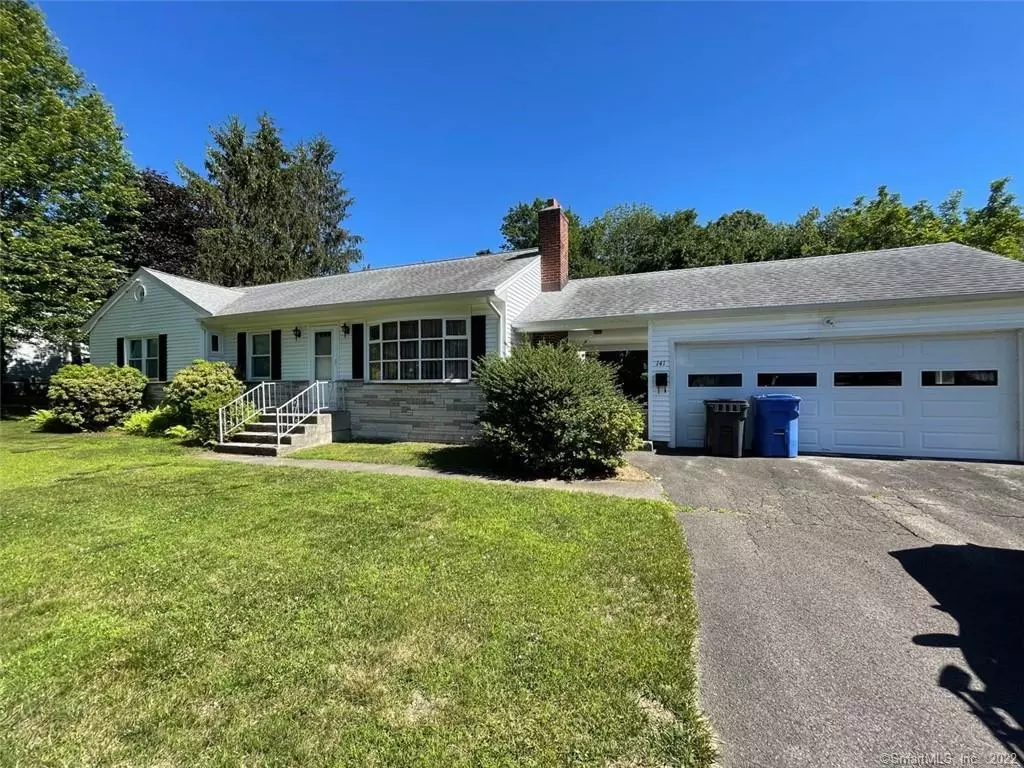 Trumbull, CT 06611,141 Ridgeview Avenue