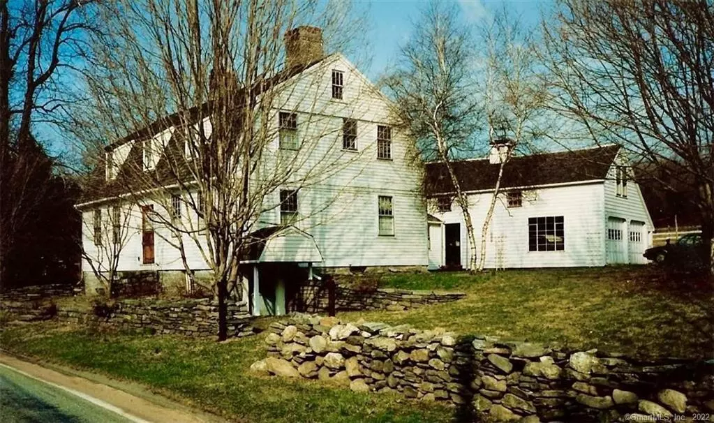 East Haddam, CT 06423,32 Town Street