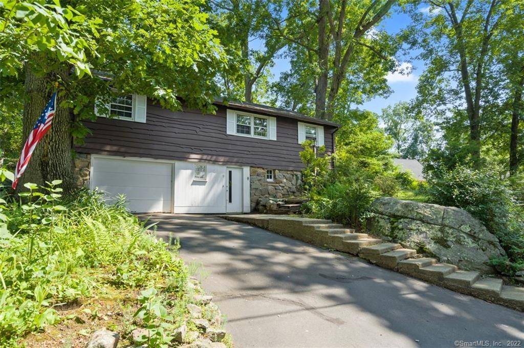 9 Hilltop Drive, Madison, CT 06443