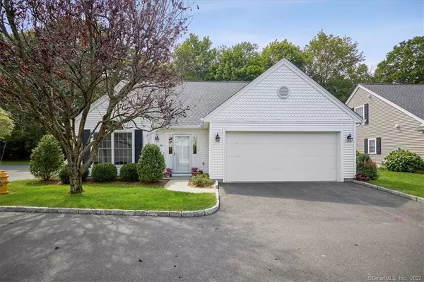 40 Village Court #40, Wilton, CT 06897