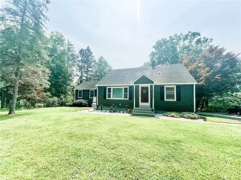 332 Route 171, Woodstock, CT 06281