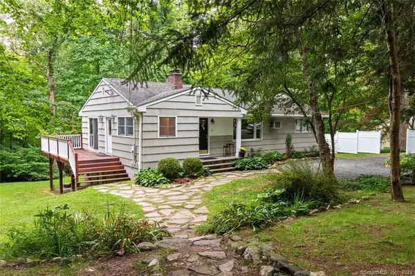 61 Old Stagecoach Road, Redding, CT 06896