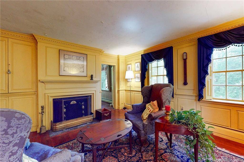 52 Putnam Road, Pomfret, CT 06259