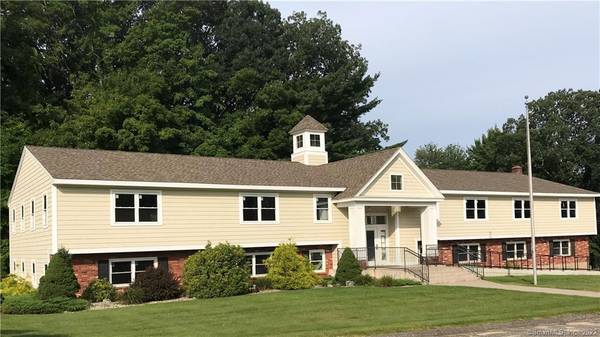 11 Professional Park Road, Mansfield, CT 06268