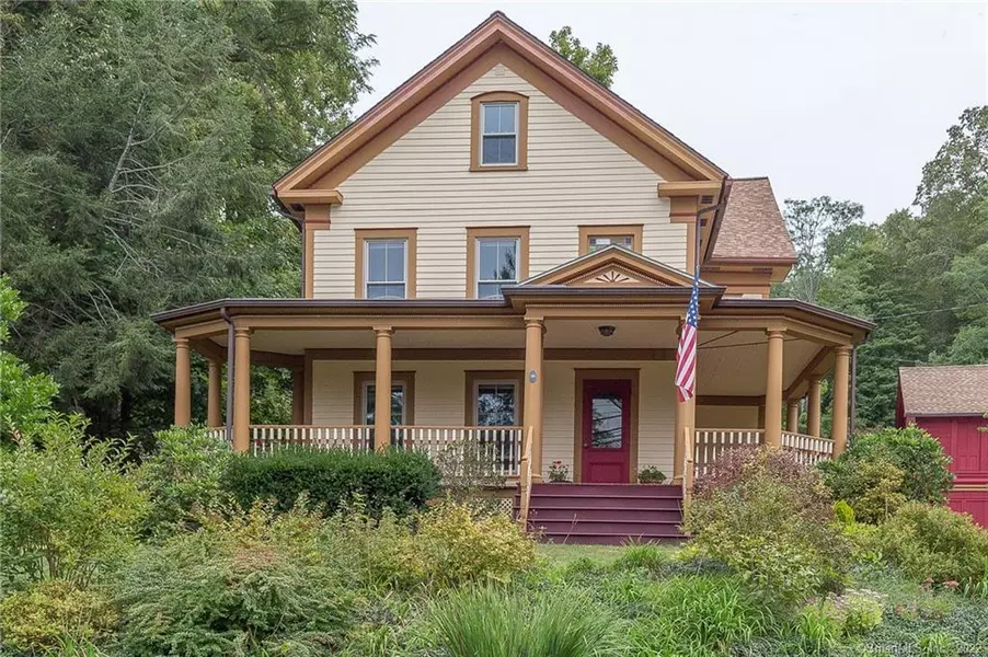 44 Center Street, Canton, CT 06019