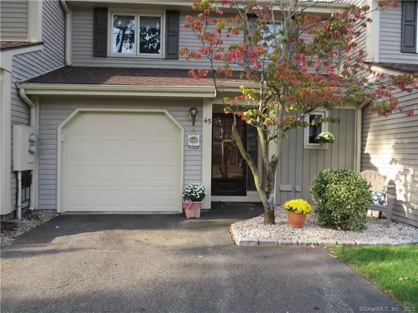 45 Copper Beech Drive #45, Rocky Hill, CT 06067