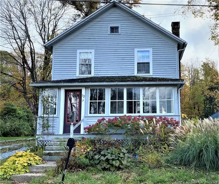 32 Maple Avenue, Norfolk, CT 06058