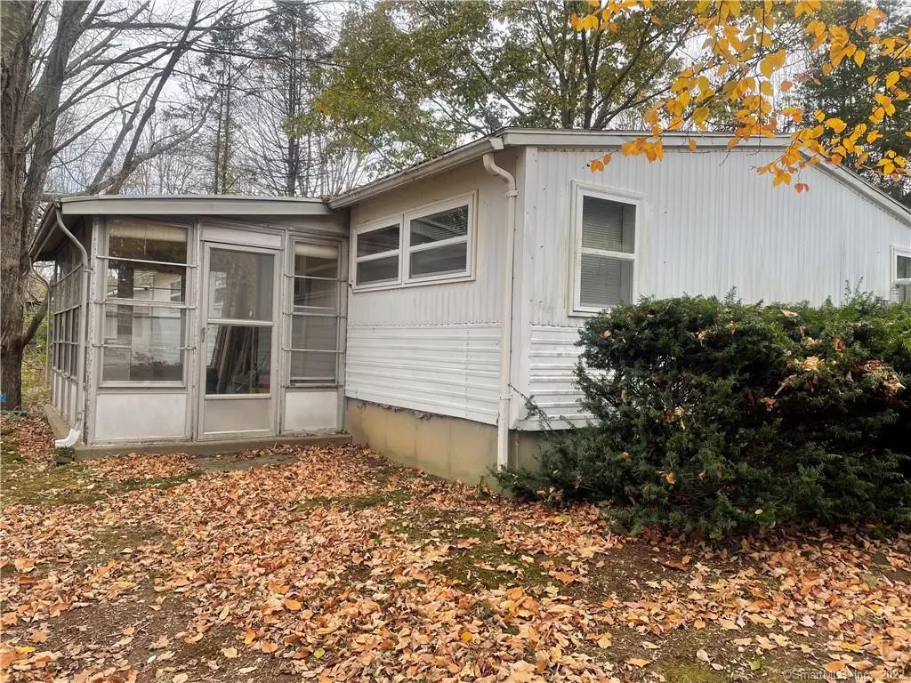 Griswold, CT 06351,1564 Glasgo Road #203