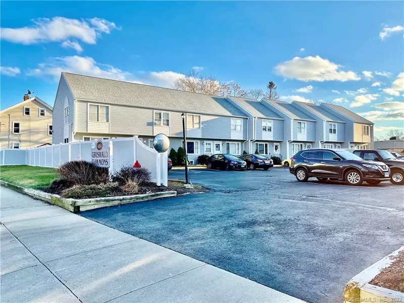 484 1st Avenue #20, West Haven, CT 06516