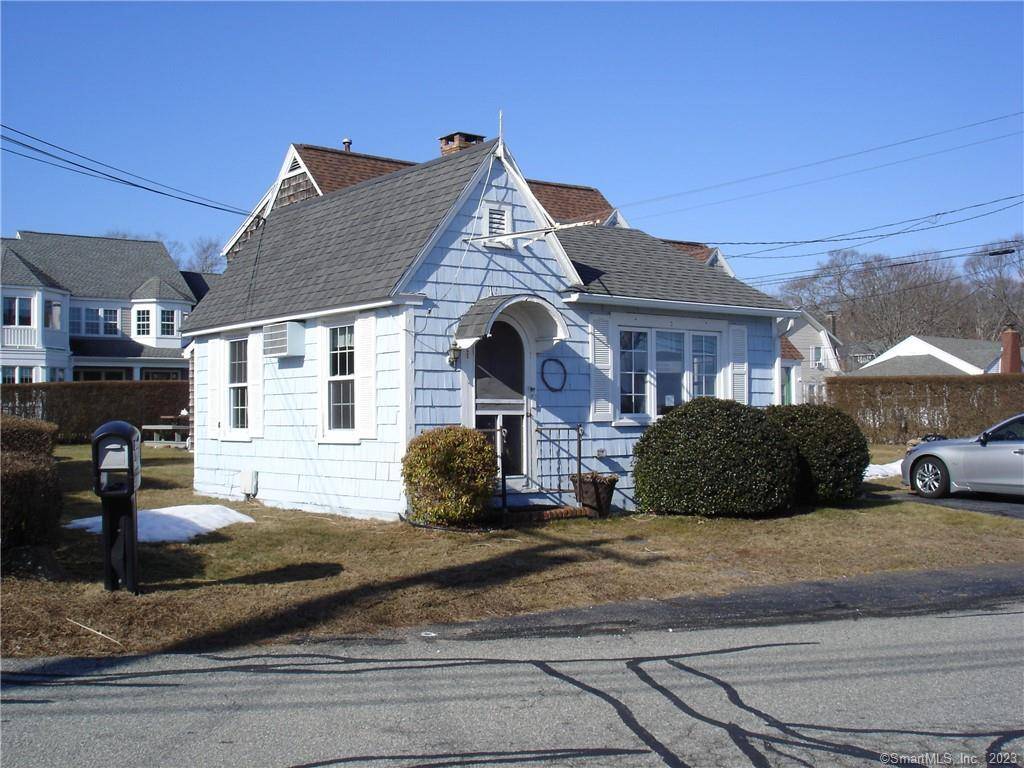 East Lyme, CT 06357,19 East Shore Drive