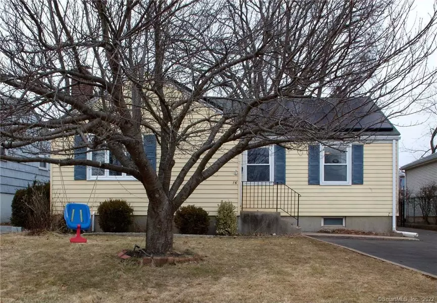 16 Clarendon Avenue, West Hartford, CT 06110