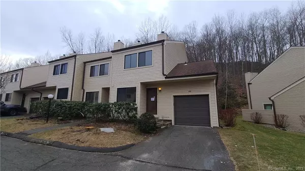 68 Deer Run #68, Bethel, CT 06801