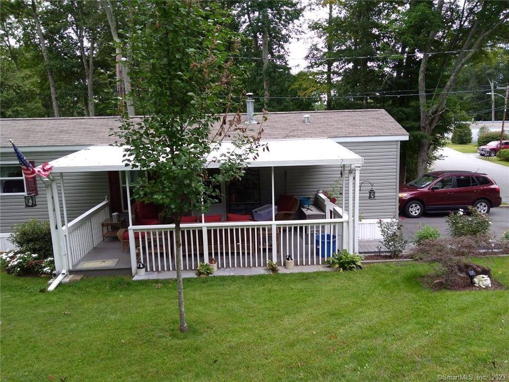 82 Pacemaker Avenue, Norwich, CT 06360