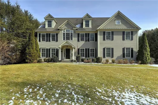 23 Selleck Place, New Canaan, CT 06840