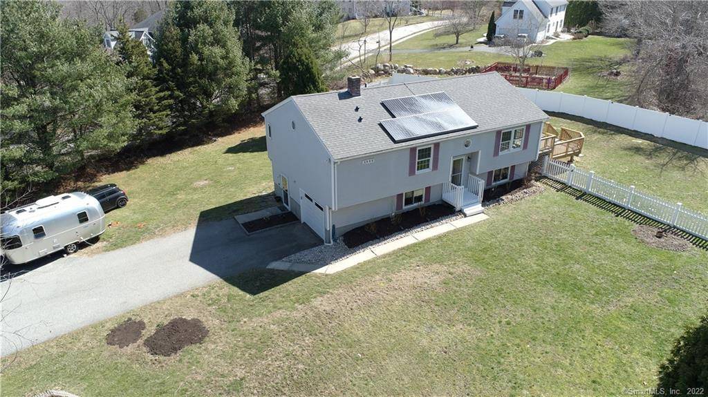 2 Sable Drive, Ledyard, CT 06339