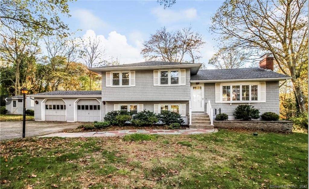 17 Van Tassel Drive, Ledyard, CT 06335