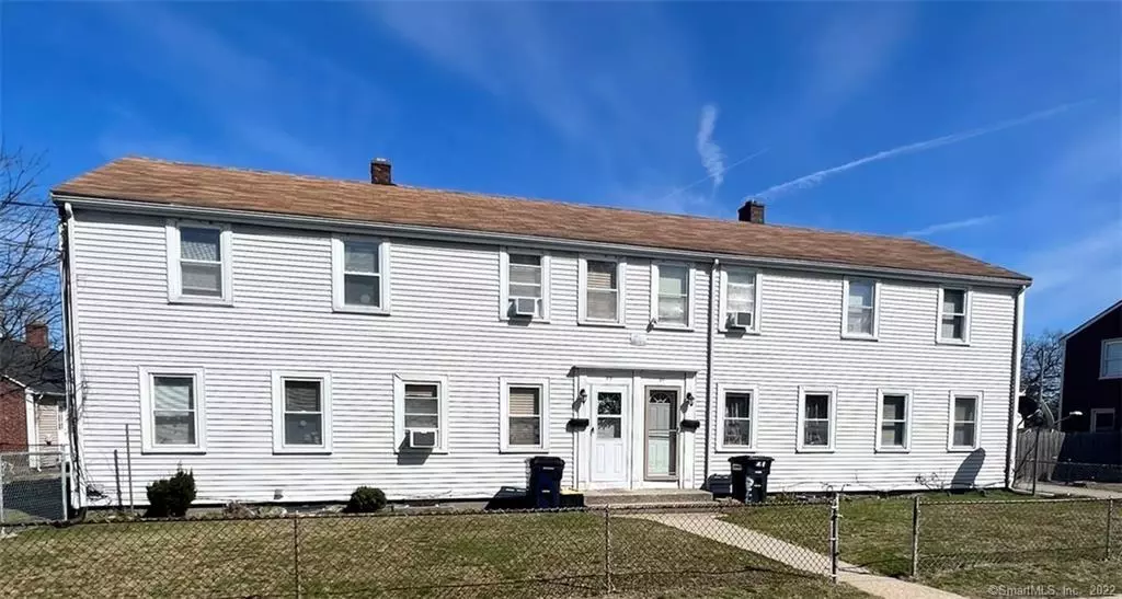 19-23 Kelly Place, Springfield, MA 01104