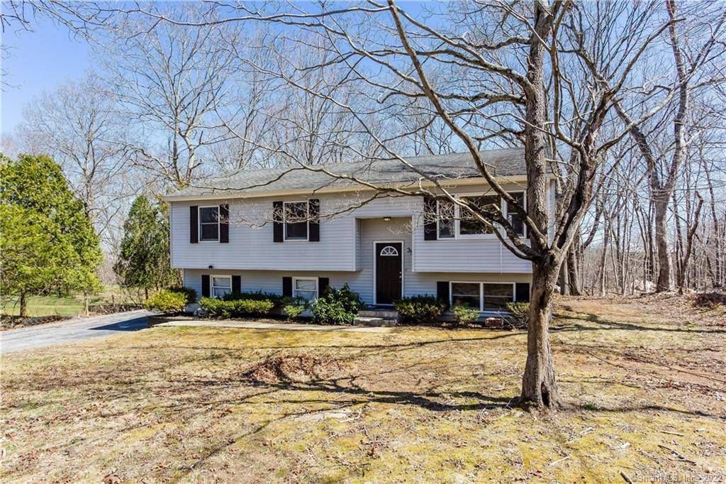 Montville, CT 06382,35 Webb Drive
