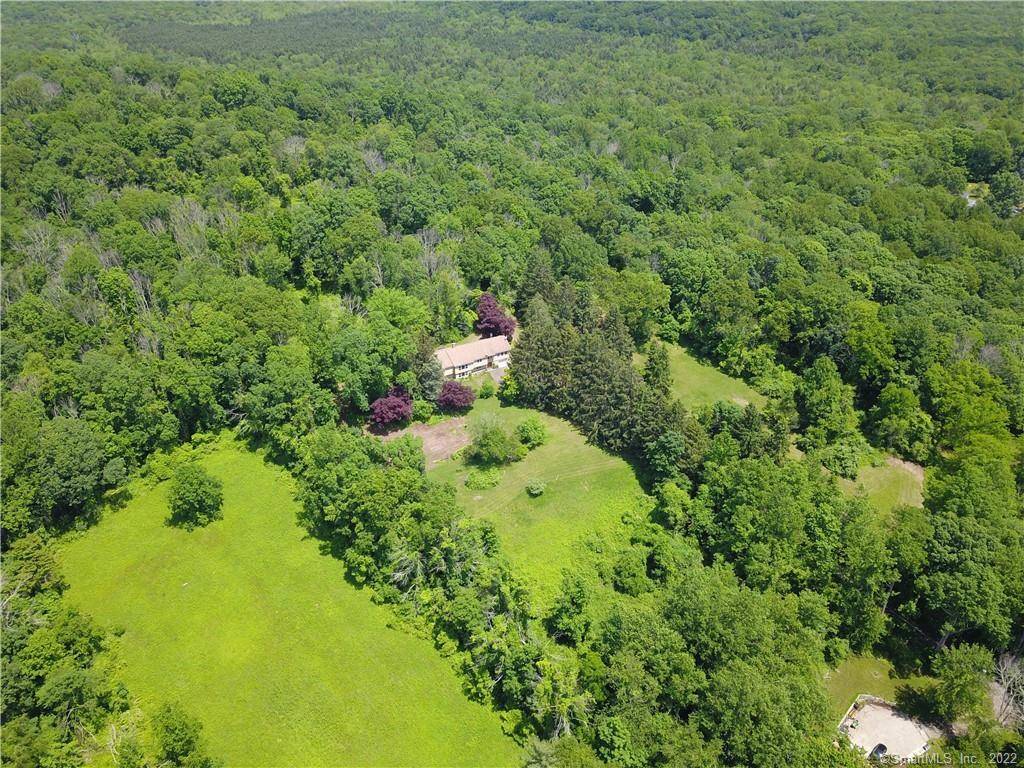 283 Old Toll Road, Madison, CT 06443