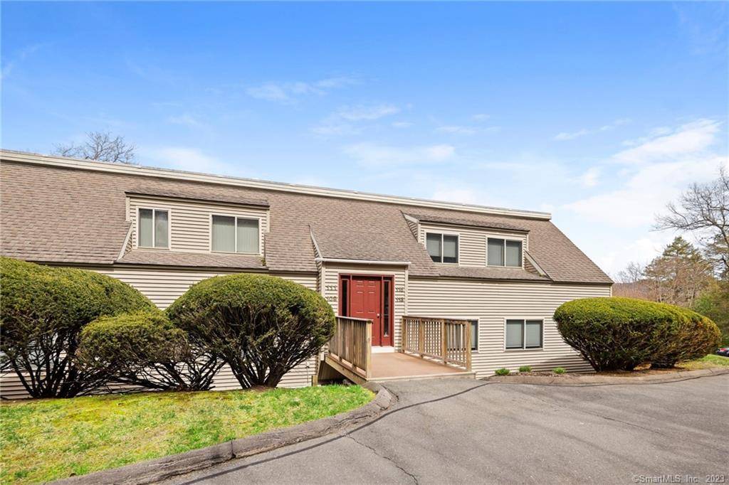113 Library Lane #113, Simsbury, CT 06070