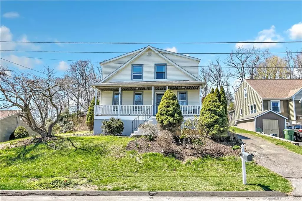 Trumbull, CT 06611,37 Morris Avenue