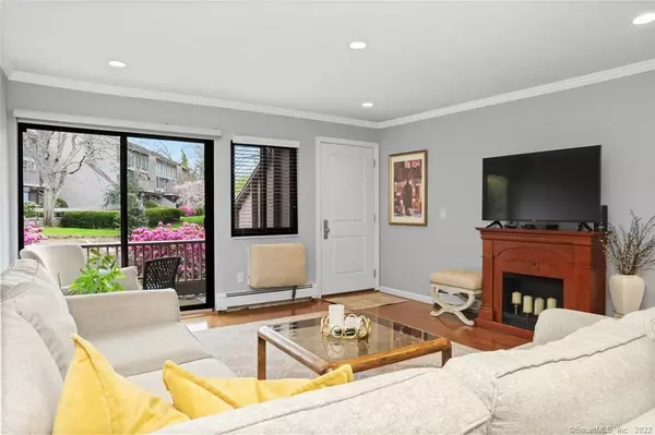 1465 East Putnam Avenue #309, Greenwich, CT 06870