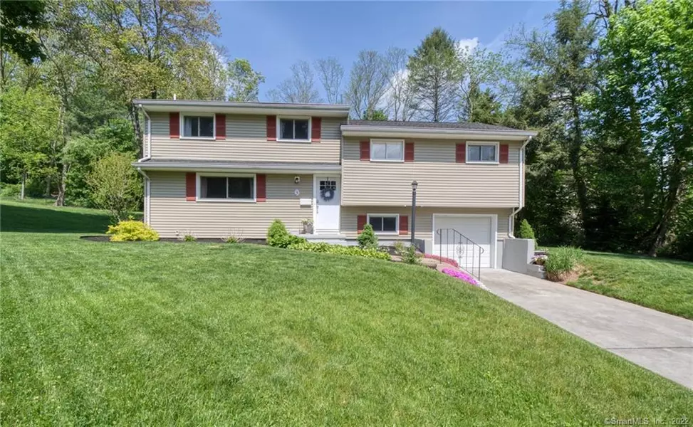 9 Good Hill Road, South Windsor, CT 06074