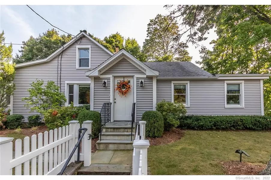 40 Elmer Street, Stamford, CT 06907