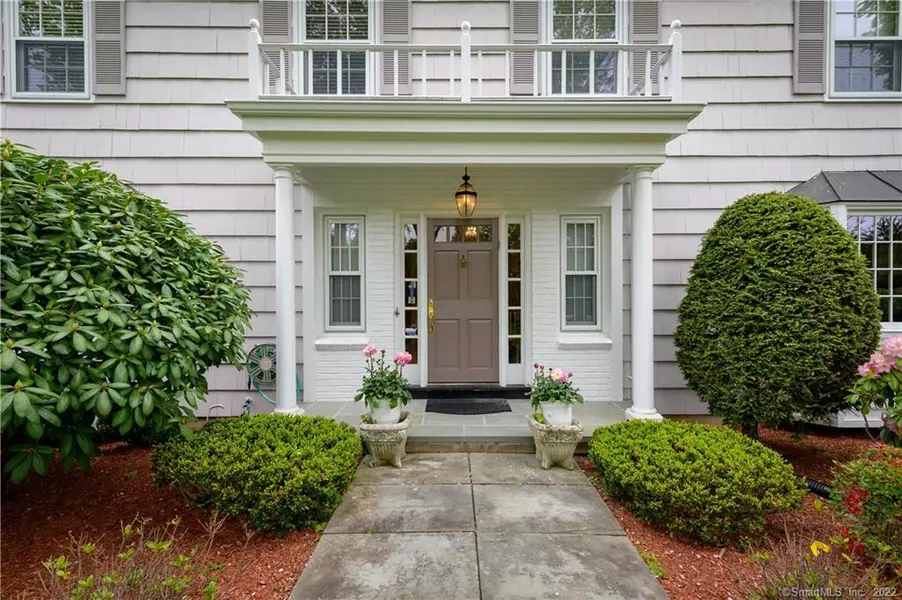 32 Lynam Road, Stamford, CT 06903