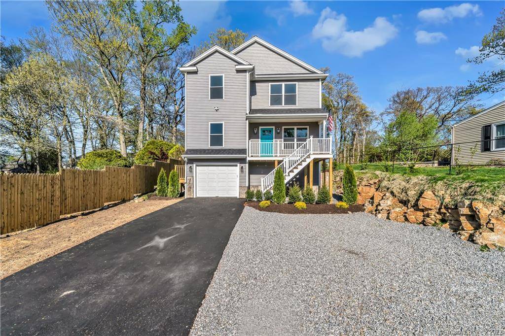1586 Chopsey Hill Road, Bridgeport, CT 06606