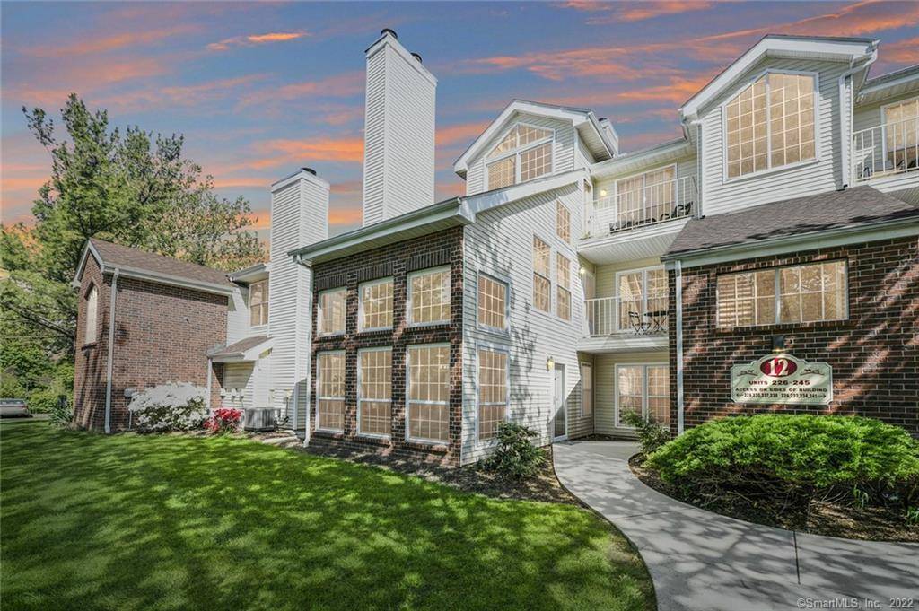 228 Carriage Crossing Lane #228, Middletown, CT 06457