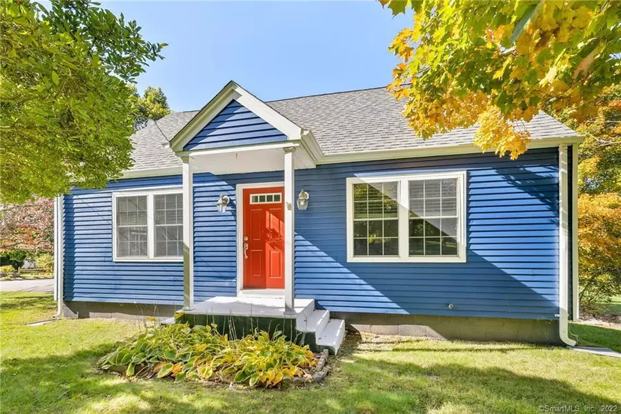 481 Chesterfield Road, Montville, CT 06370