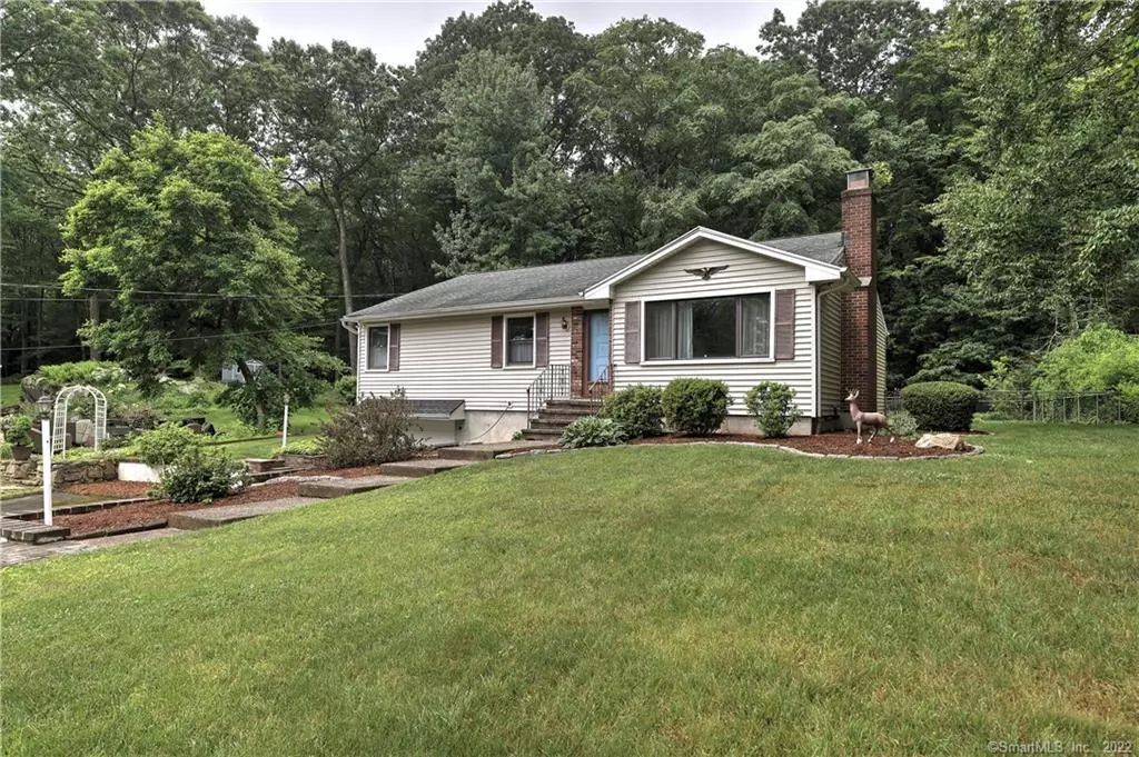 Trumbull, CT 06611,113 Old Dike Road