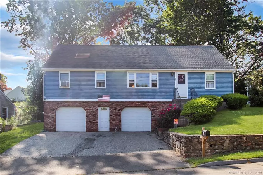 76 Marshall Lane, Derby, CT 06418