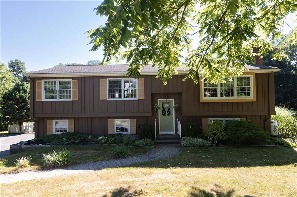 490 Quaker Farms Road, Oxford, CT 06478