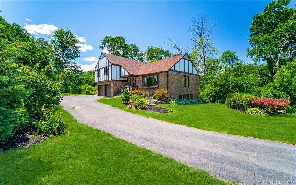 35 Sunset Ridge Drive, Southington, CT 06489