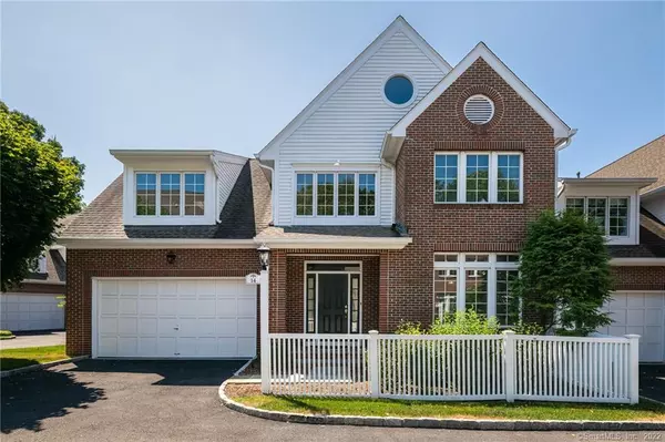 73 Weaver Street #14, Greenwich, CT 06831