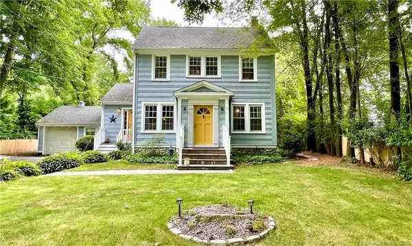 1430 Huntington Turnpike, Trumbull, CT 06611