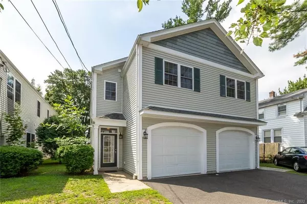 8 Landin Street #A, Woodbridge, CT 06525