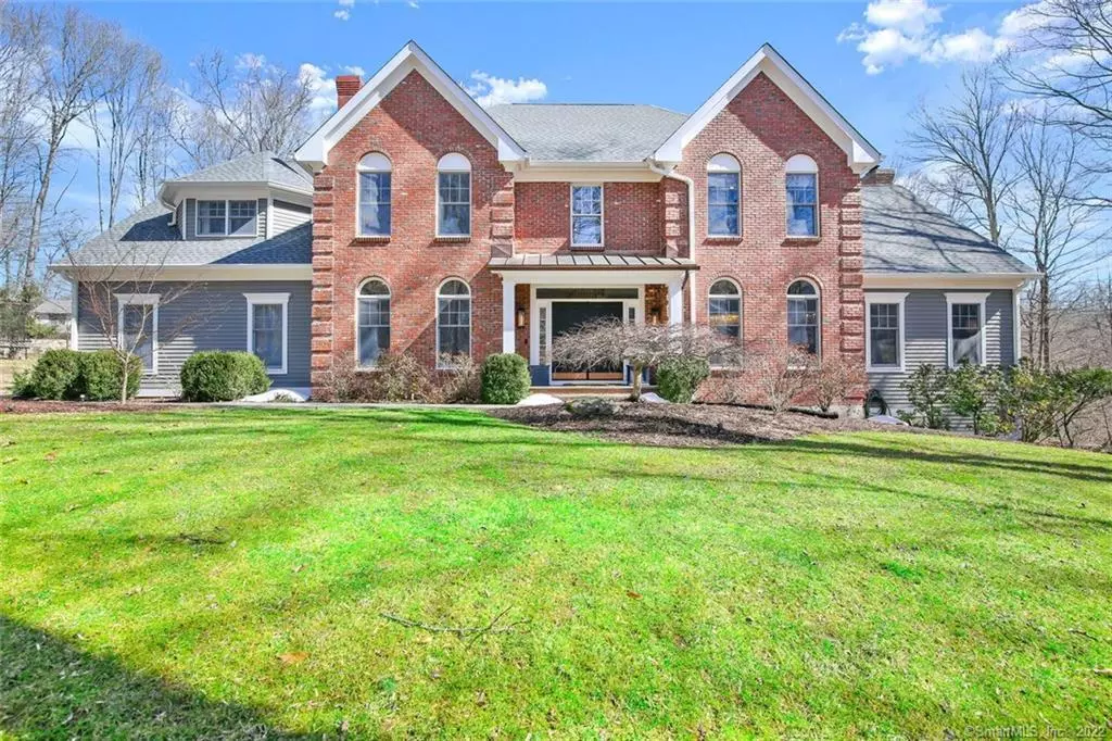 New Fairfield, CT 06812,7 Misty Brook Lane